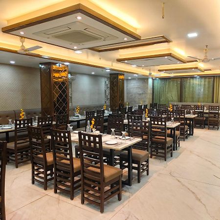 Hotel Taste Of India アーグラ エクステリア 写真