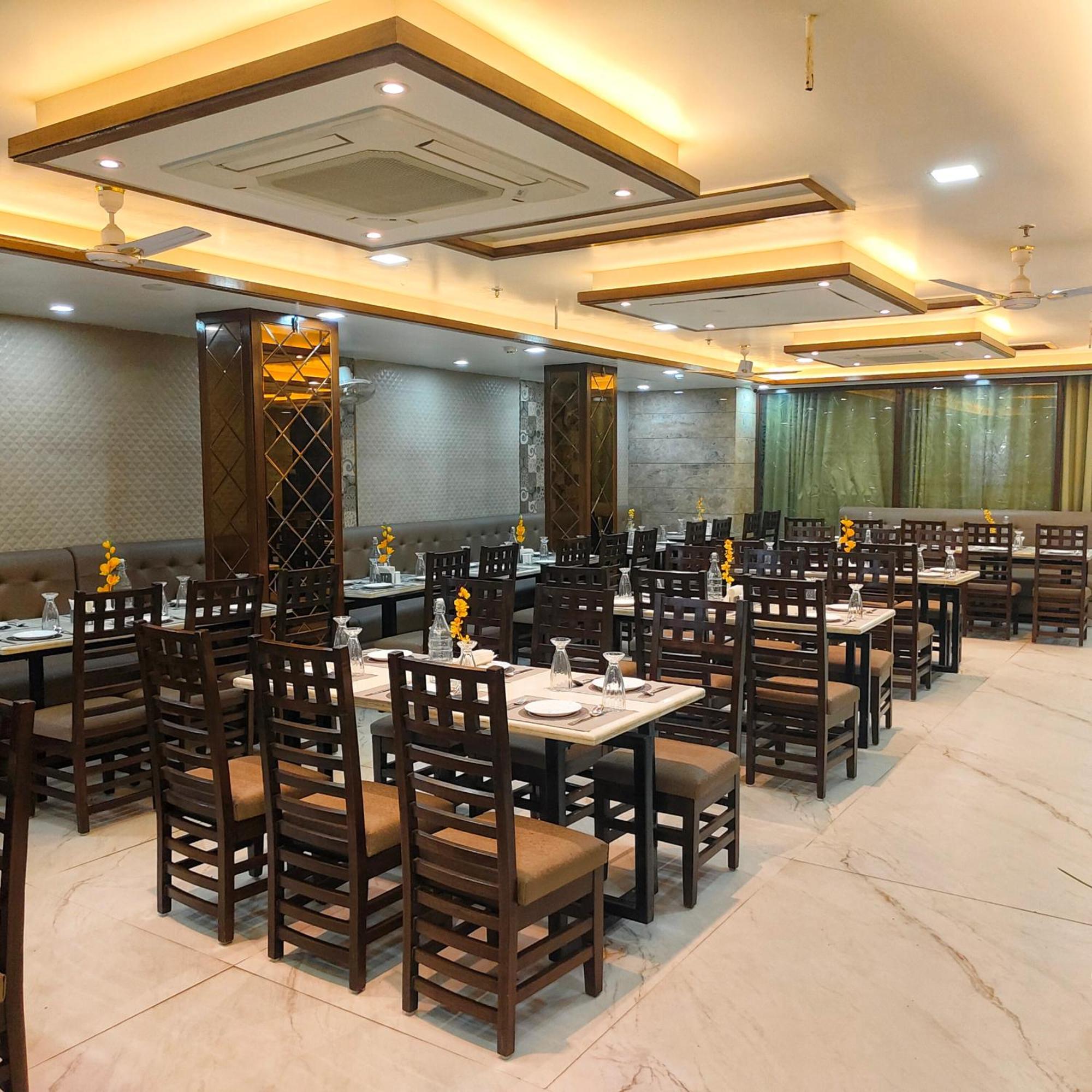 Hotel Taste Of India アーグラ エクステリア 写真