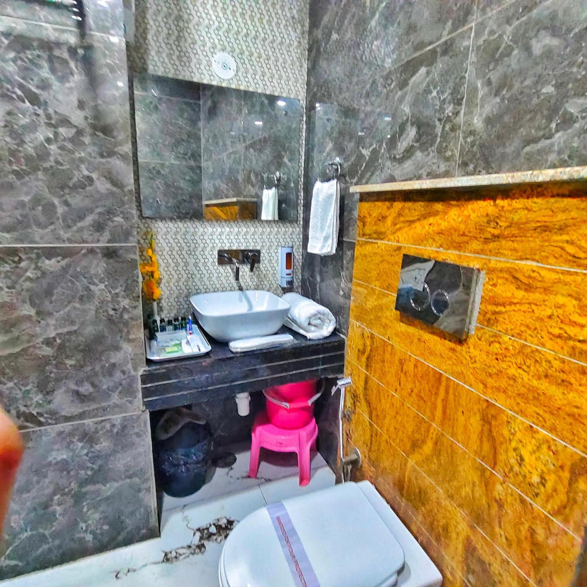 Hotel Taste Of India アーグラ エクステリア 写真