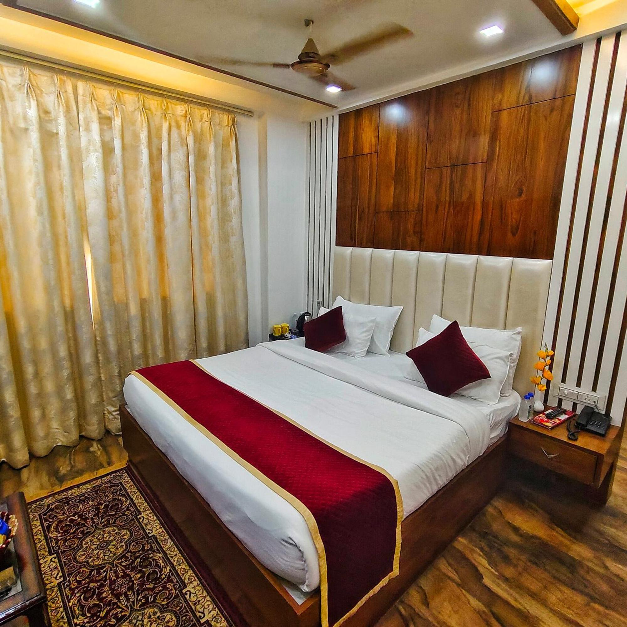 Hotel Taste Of India アーグラ エクステリア 写真