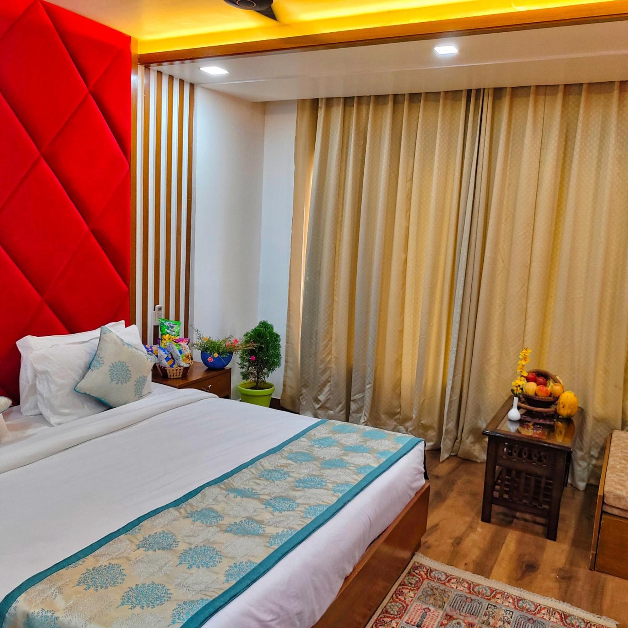 Hotel Taste Of India アーグラ エクステリア 写真